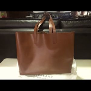 *SOLD* Everlane market tote made famous by Meghan
